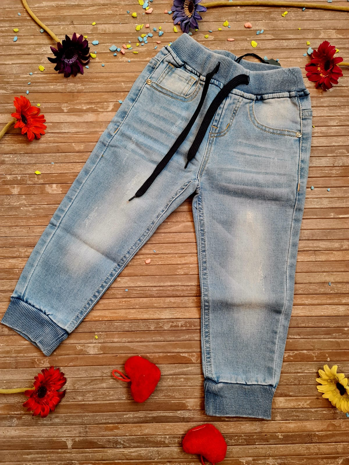 PANTALONI/JEANS